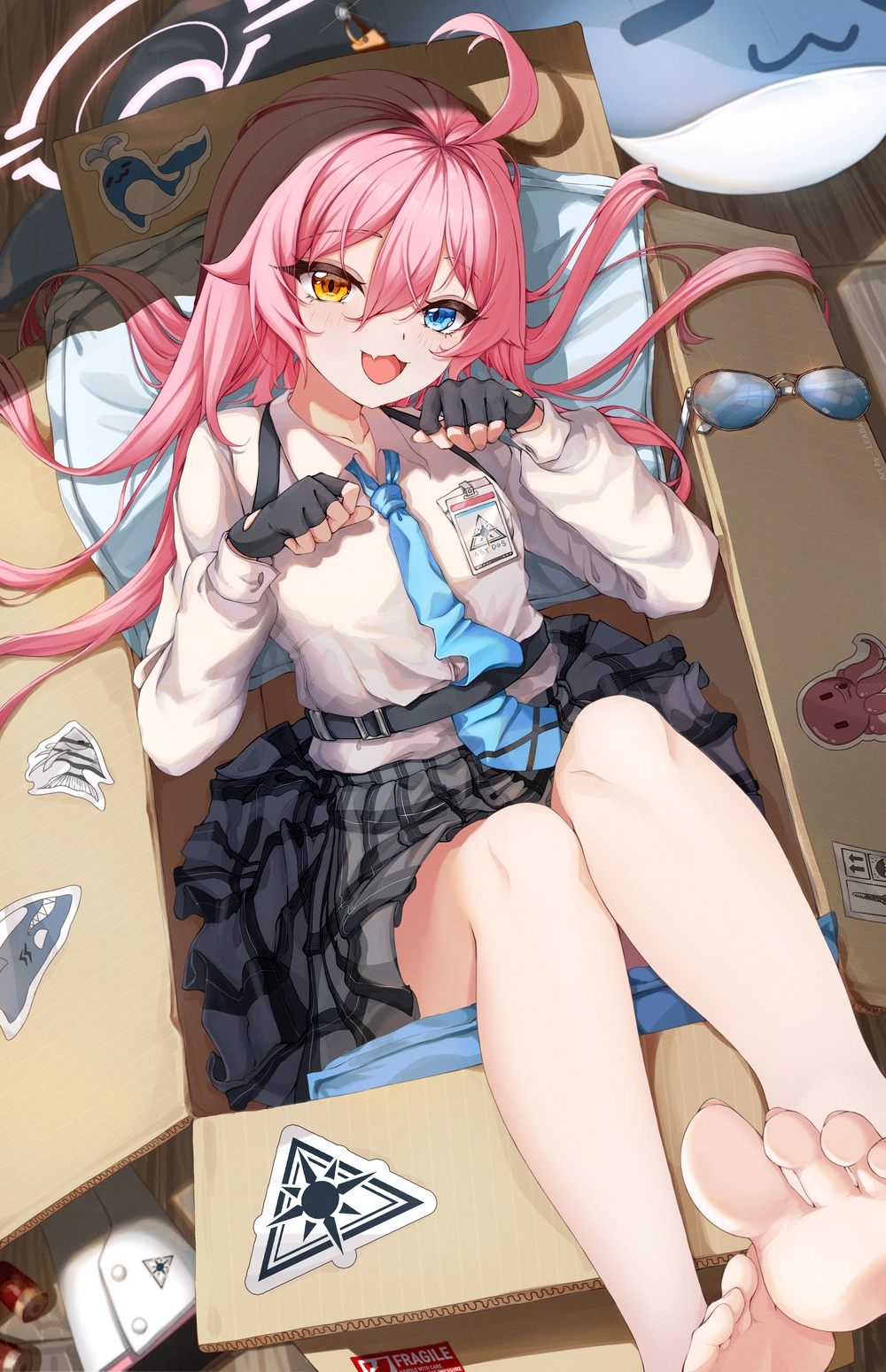 hình ảnh Hoshino Blue Archive mặc đồng phục