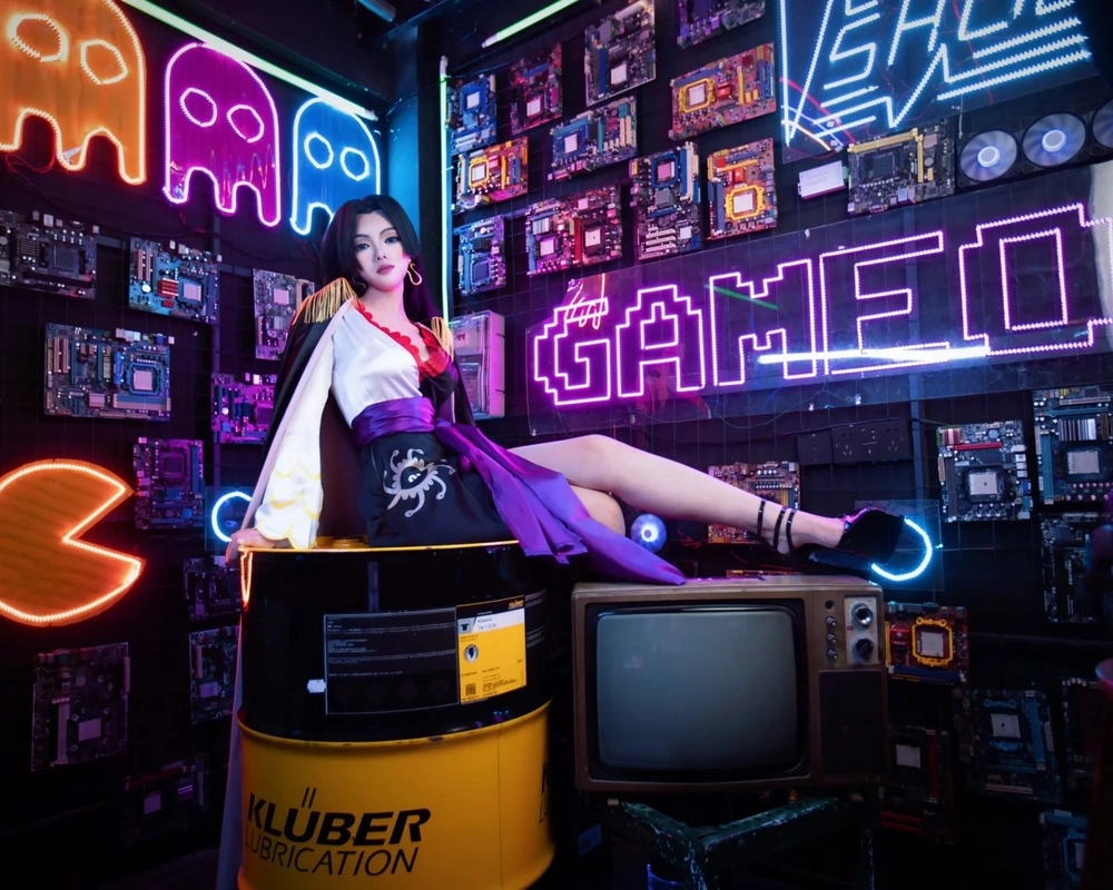 ảnh gái cosplay boa hancock chuẩn đẹp