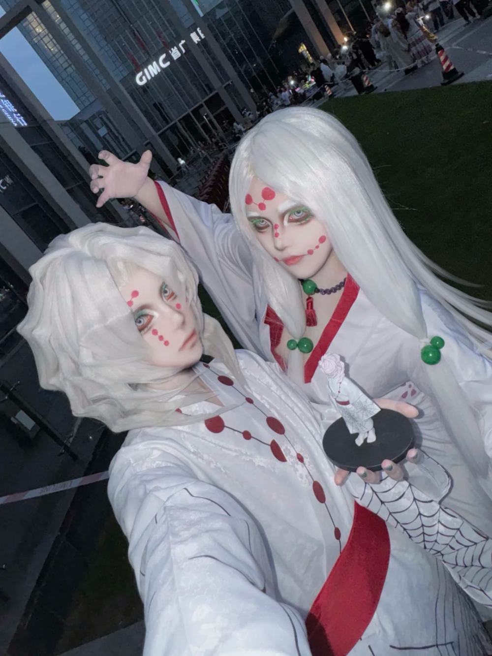 cosplay demon slayer 8