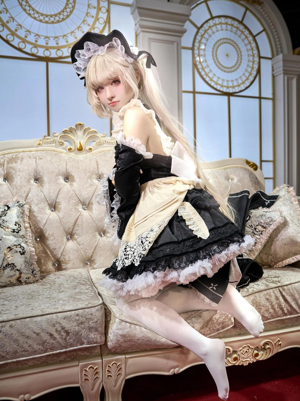 cosplay hầu gái dễ thương