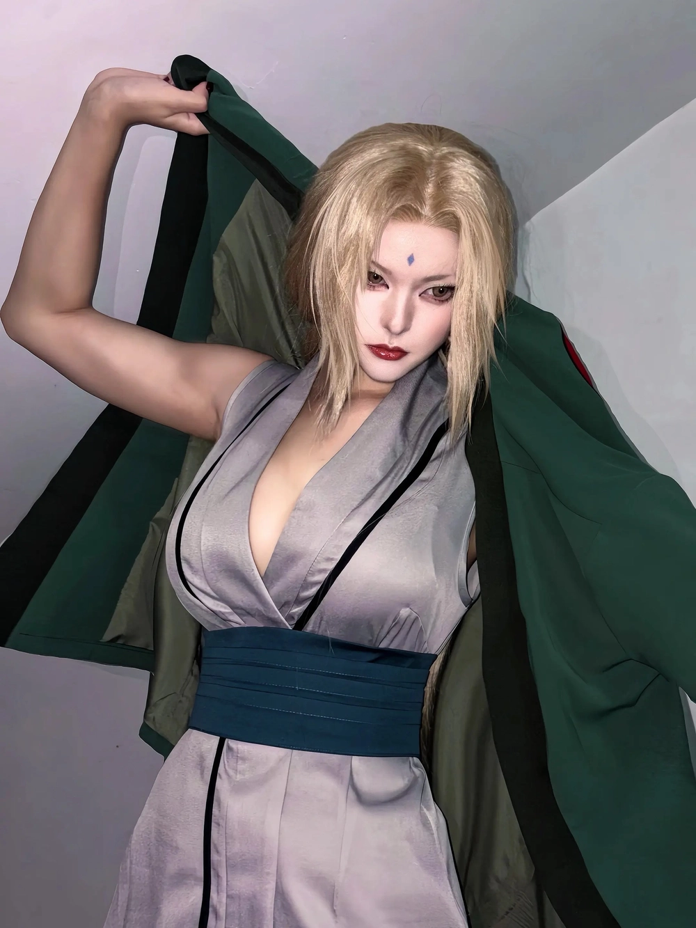 anime cosplay tsunade chuẩn