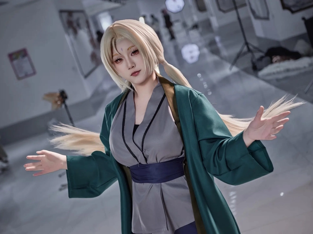 naruto cosplay tsunade