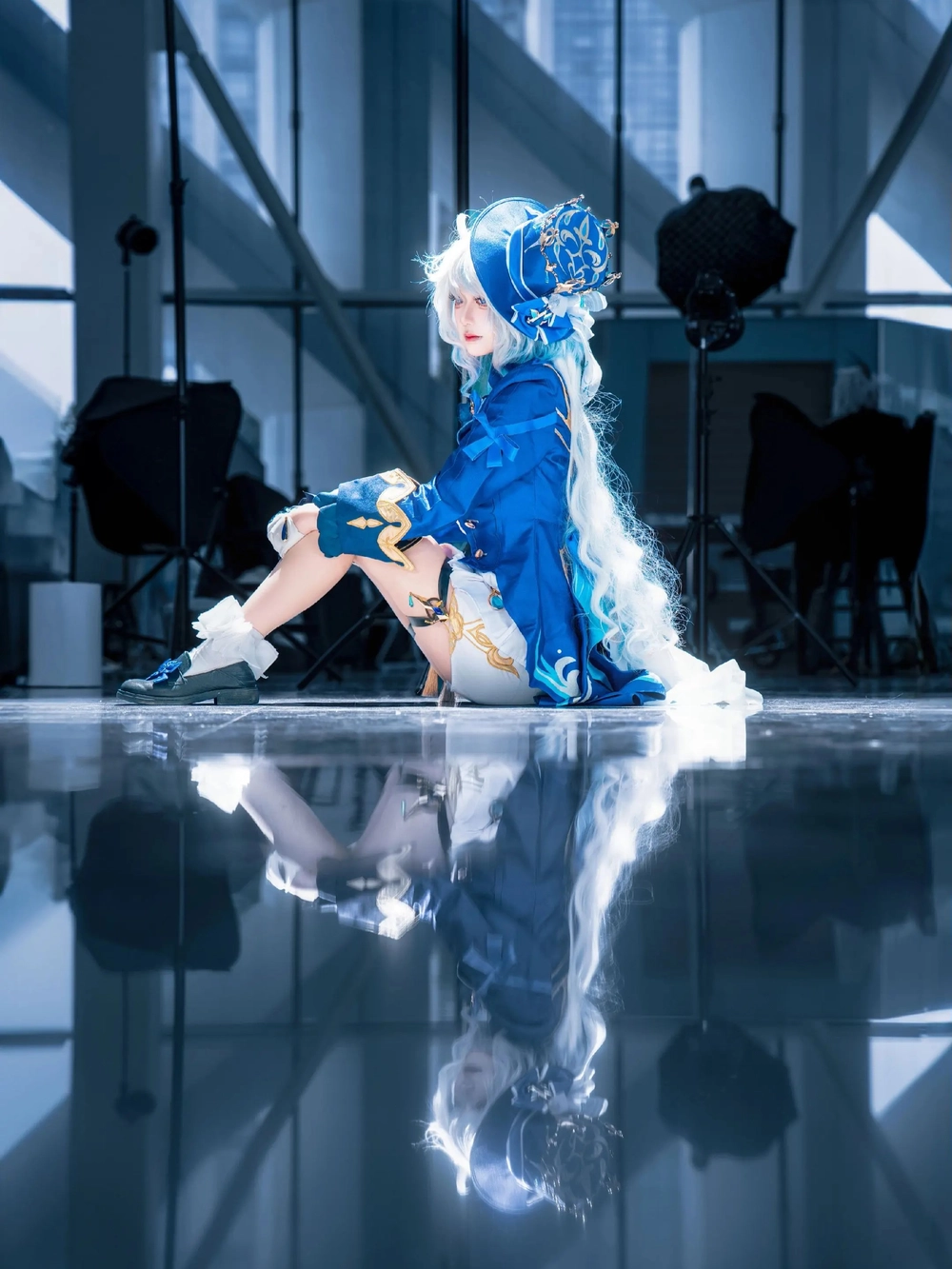 hình cosplay furina trang phục đẹp 