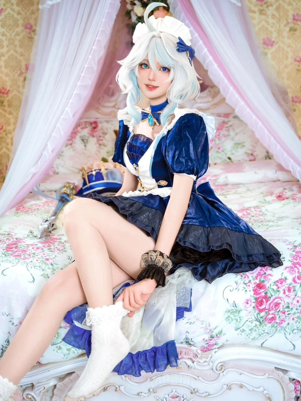 hình cosplay furina tạo hình chuẩn 