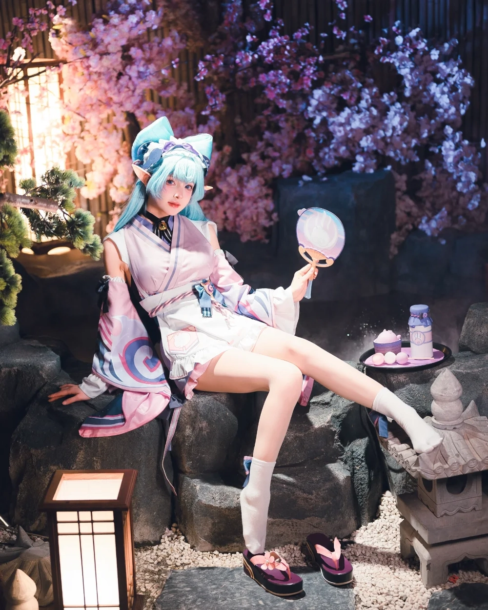 ảnh gái xinh cosplay thần thái