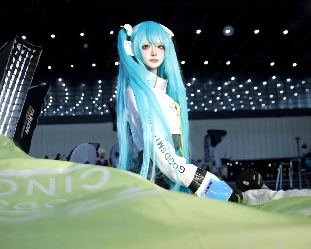 anime hatsune miku cosplay nổi bật