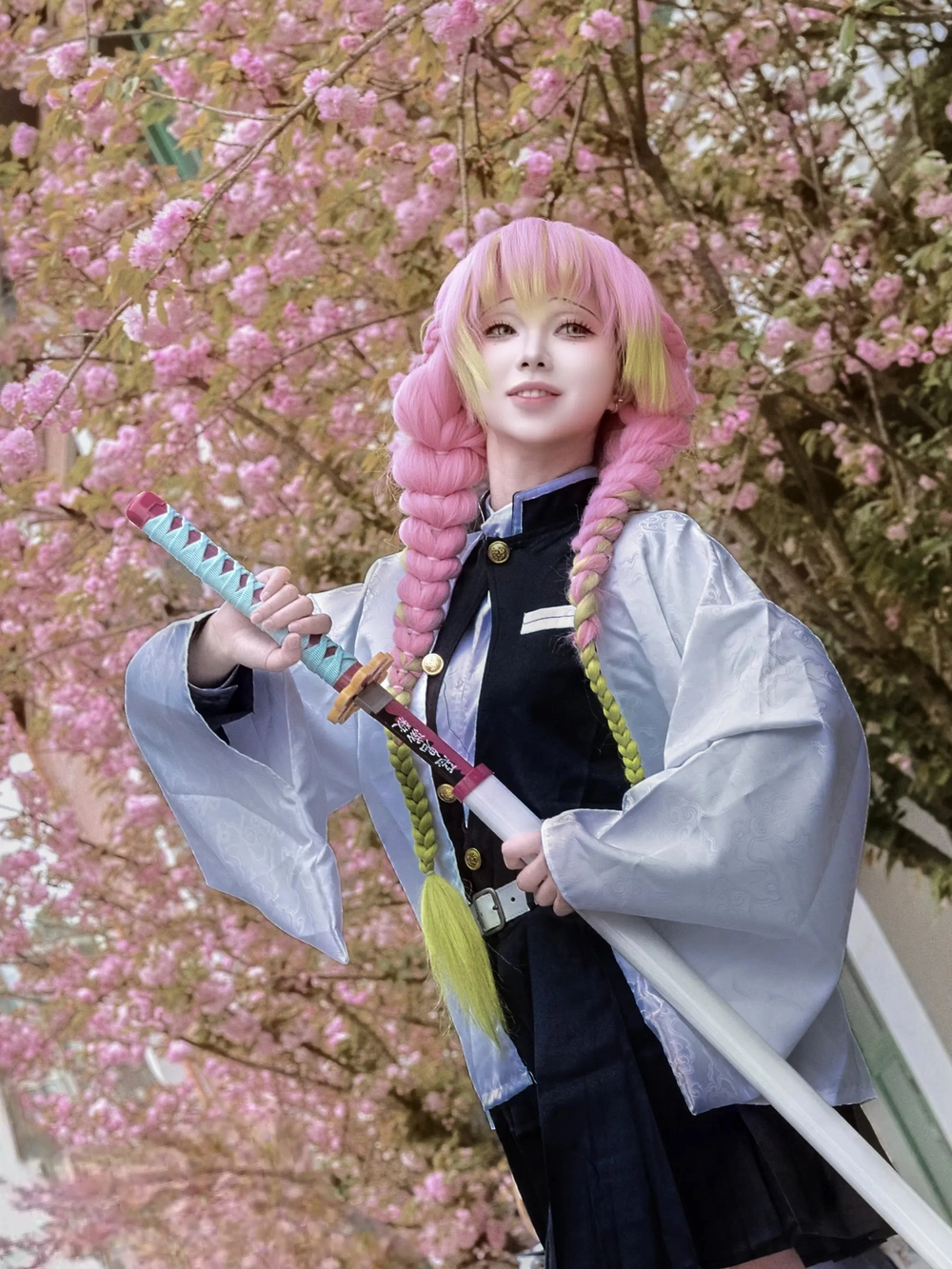 hình cosplay đẹp mắt Mitsuri 