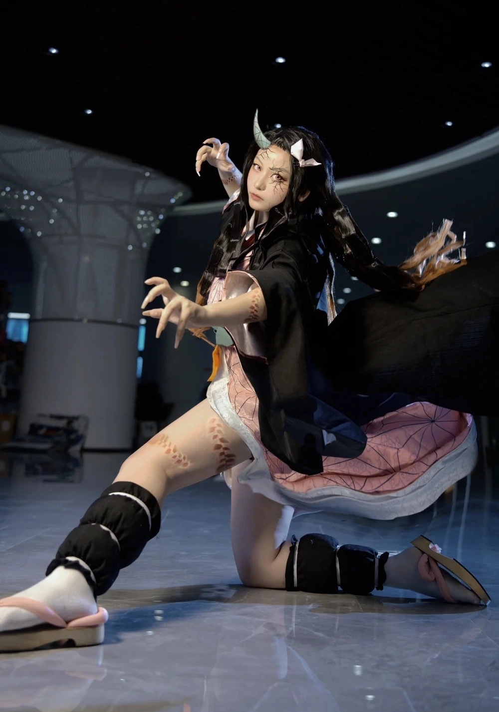 cosplay nezuko hoá quỷ 