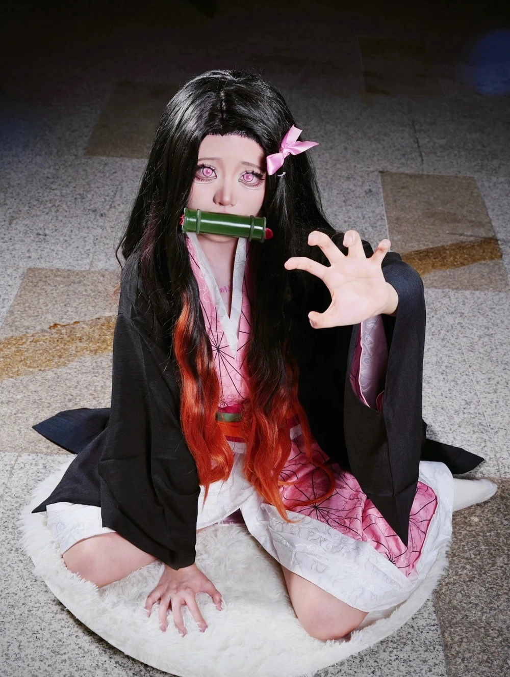 ảnh cosplay nezuko tóc dài thướt tha 