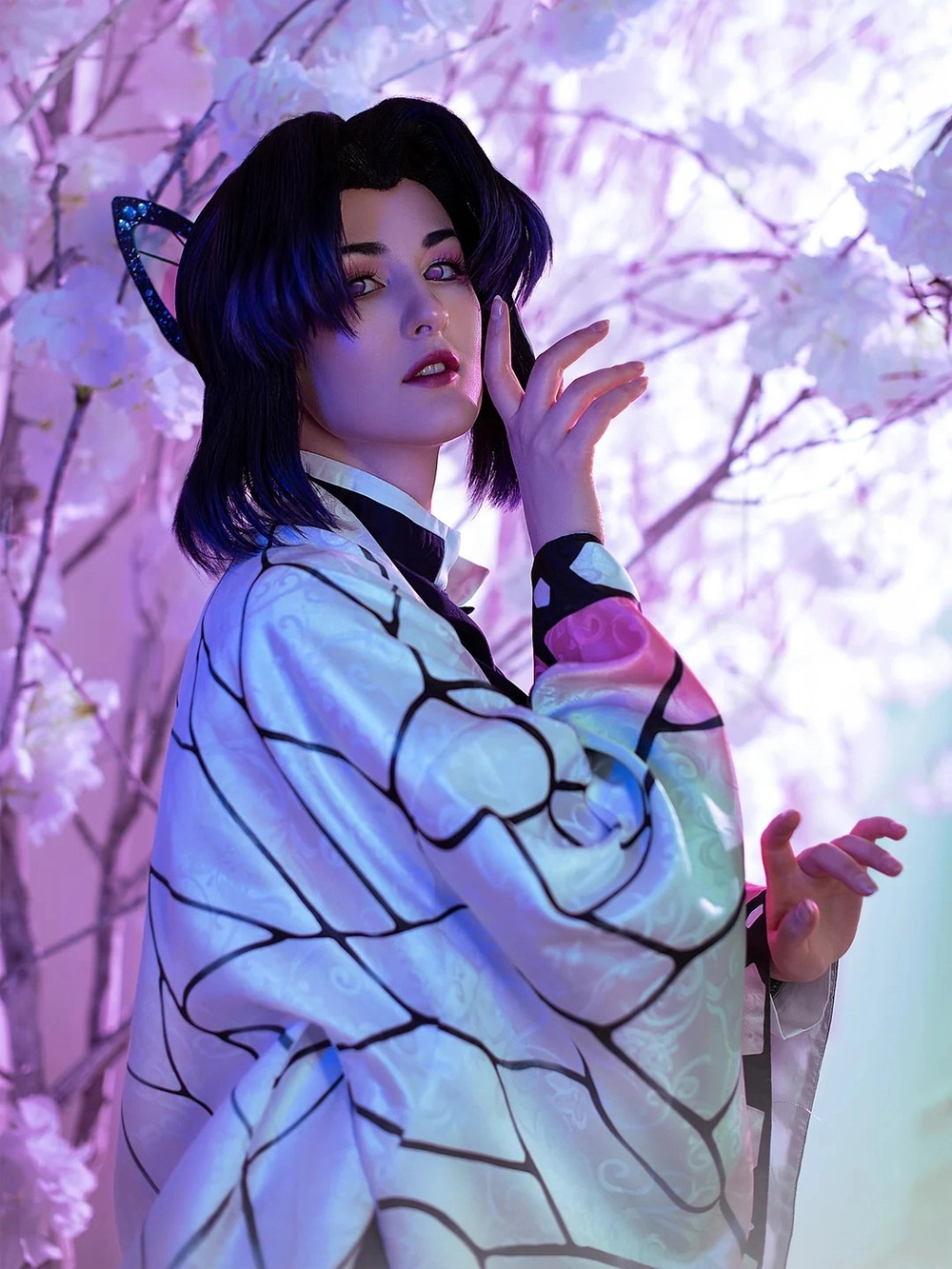 hình ảnh demon slayer shinobu cosplay 