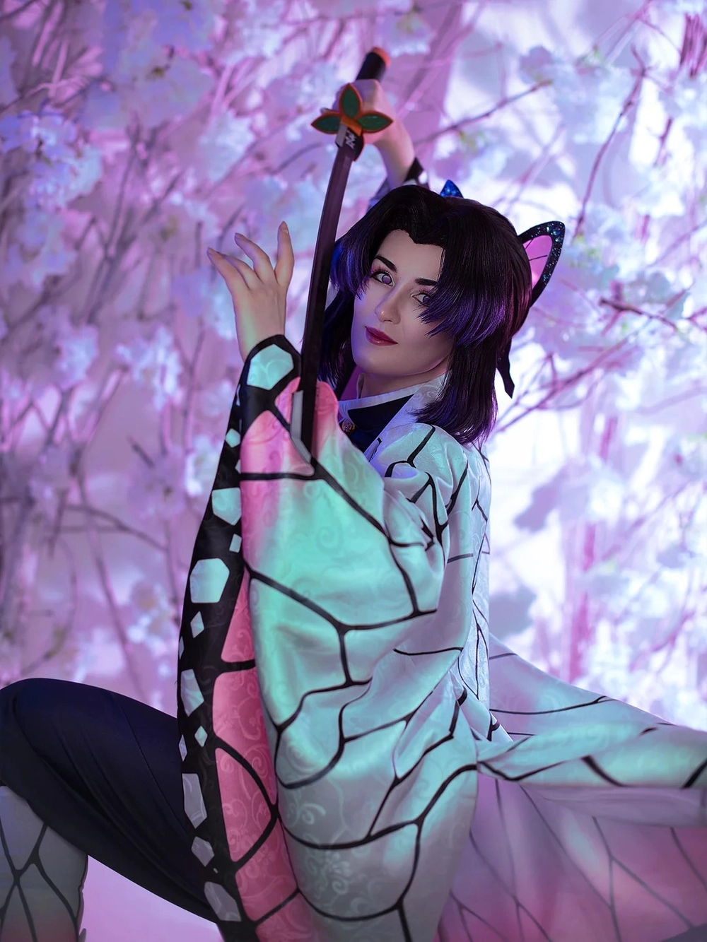 hình cosplay shinobu chất như phim 