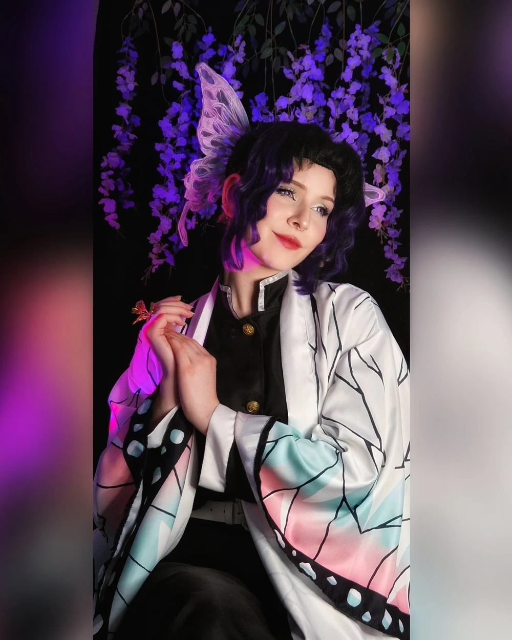 ảnh cosplay shinobu cực chill 