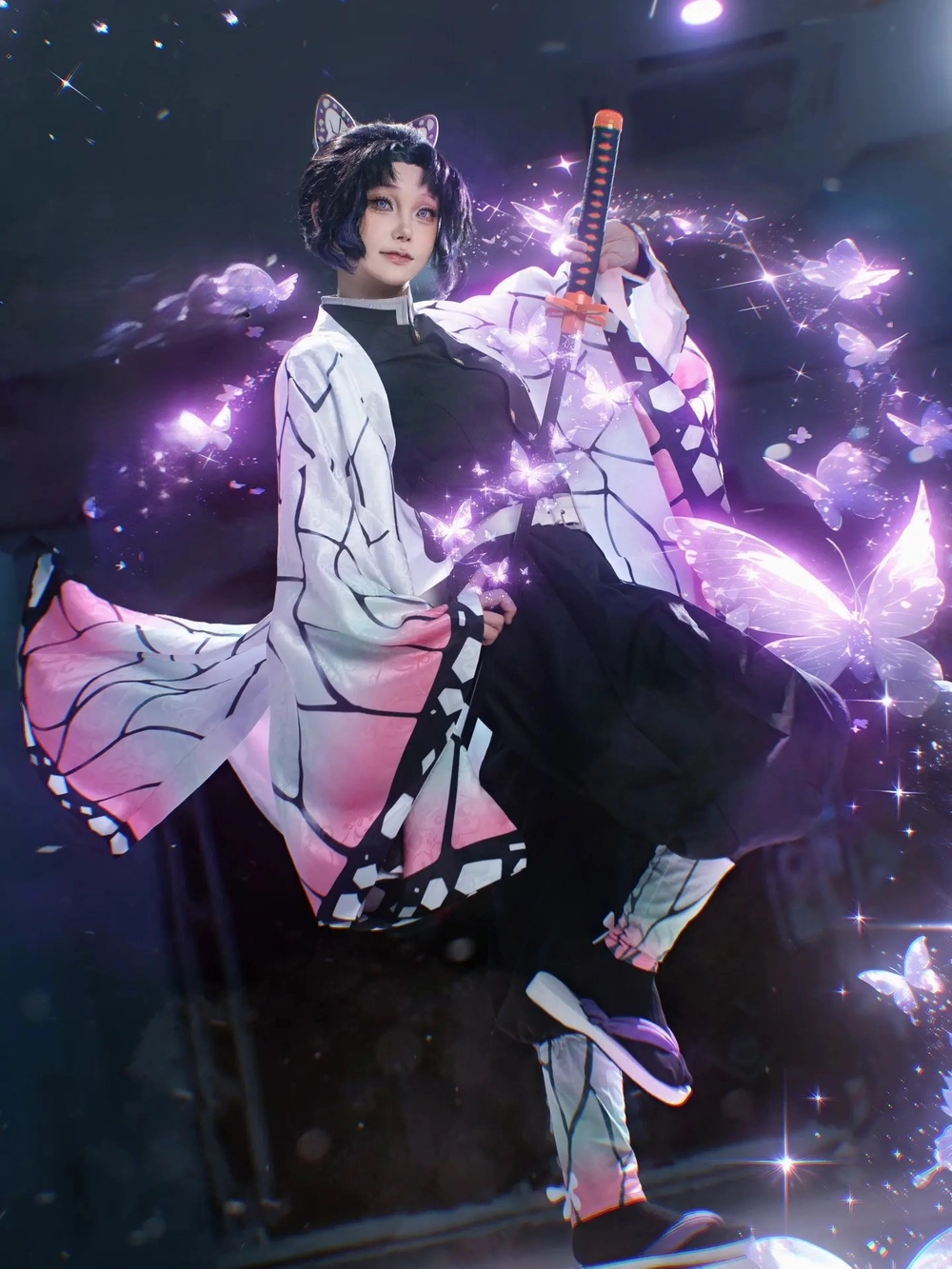 Kocho Shinobu cosplay thần thái