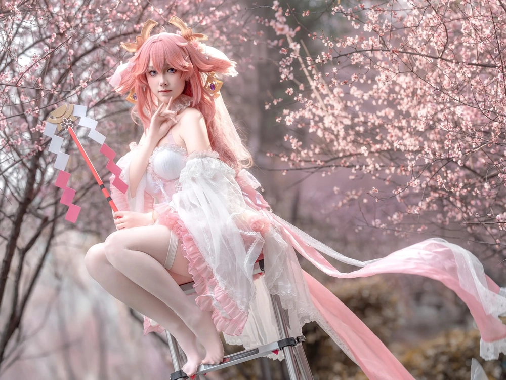 yae miko cos phong cách game