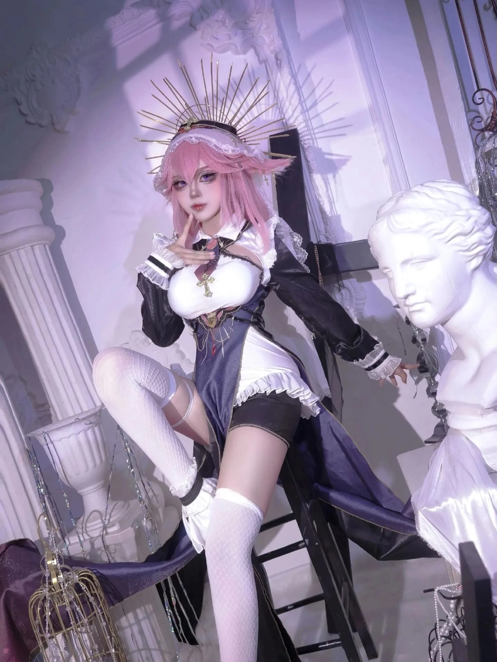 ảnh cosplay Yae Miko Genshin đầy cuốn hút