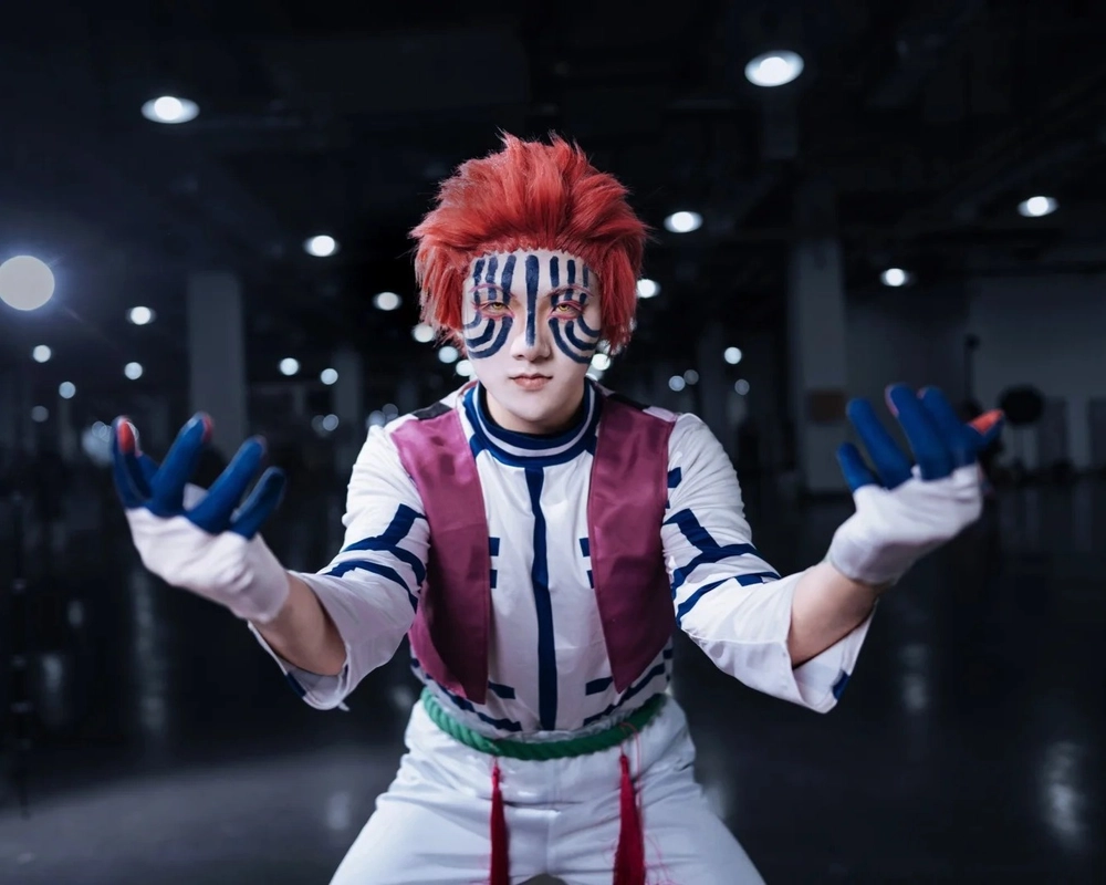 cosplay akaza mạnh mẽ trong demon slayer