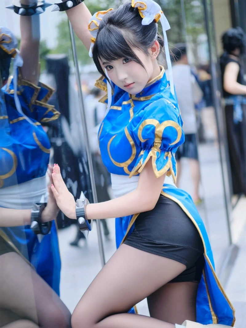 chun li cosplay bikini siêu hot