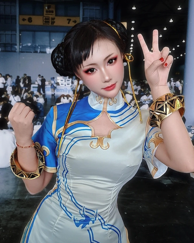 chun li cosplay bikini quyến rũ