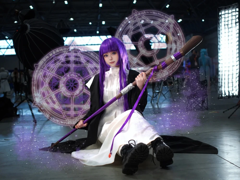 cosplay fern 16