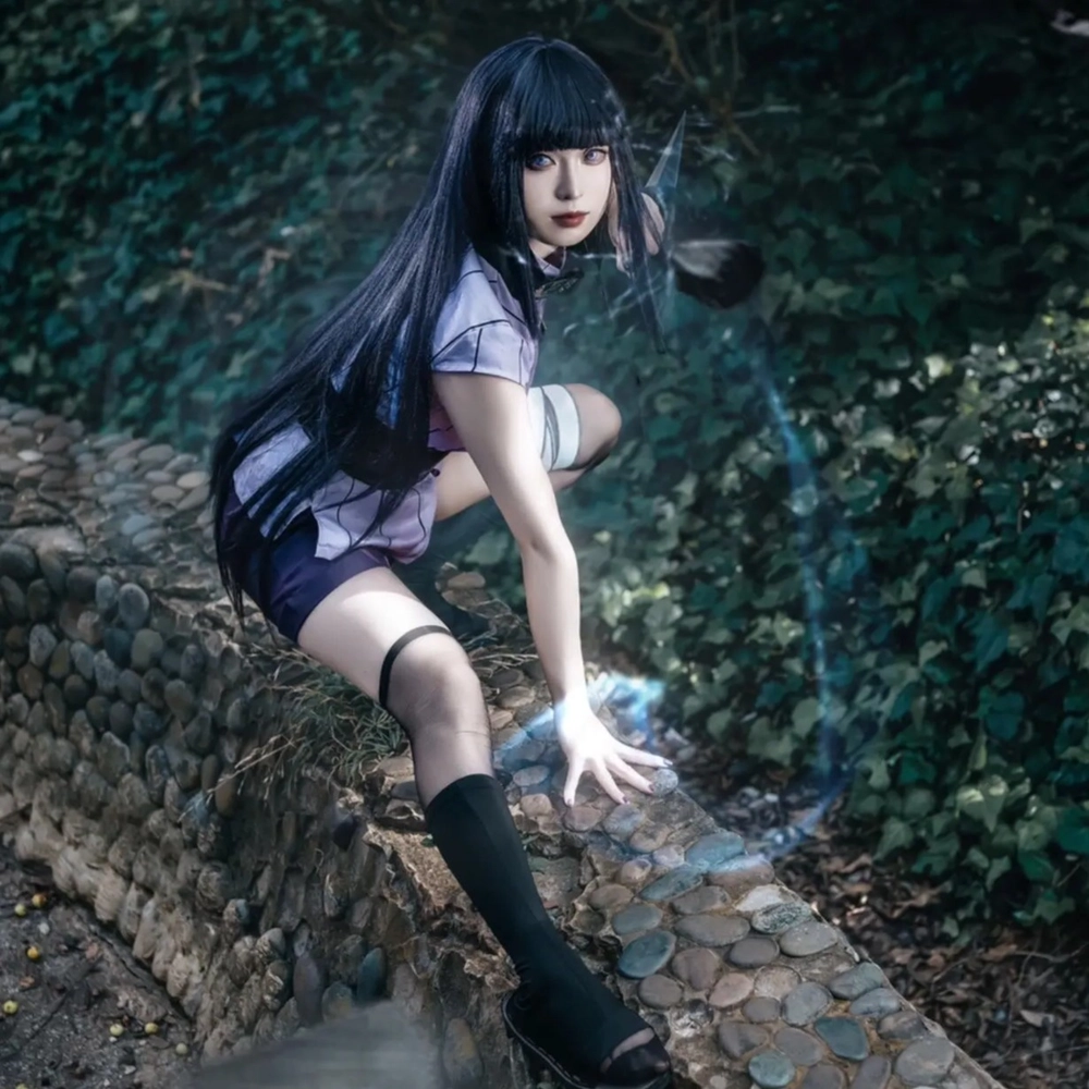 hinata cosplay gợi cảm