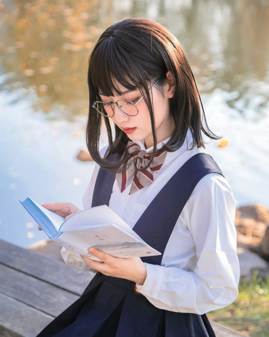 cosplay học sinh đẹp