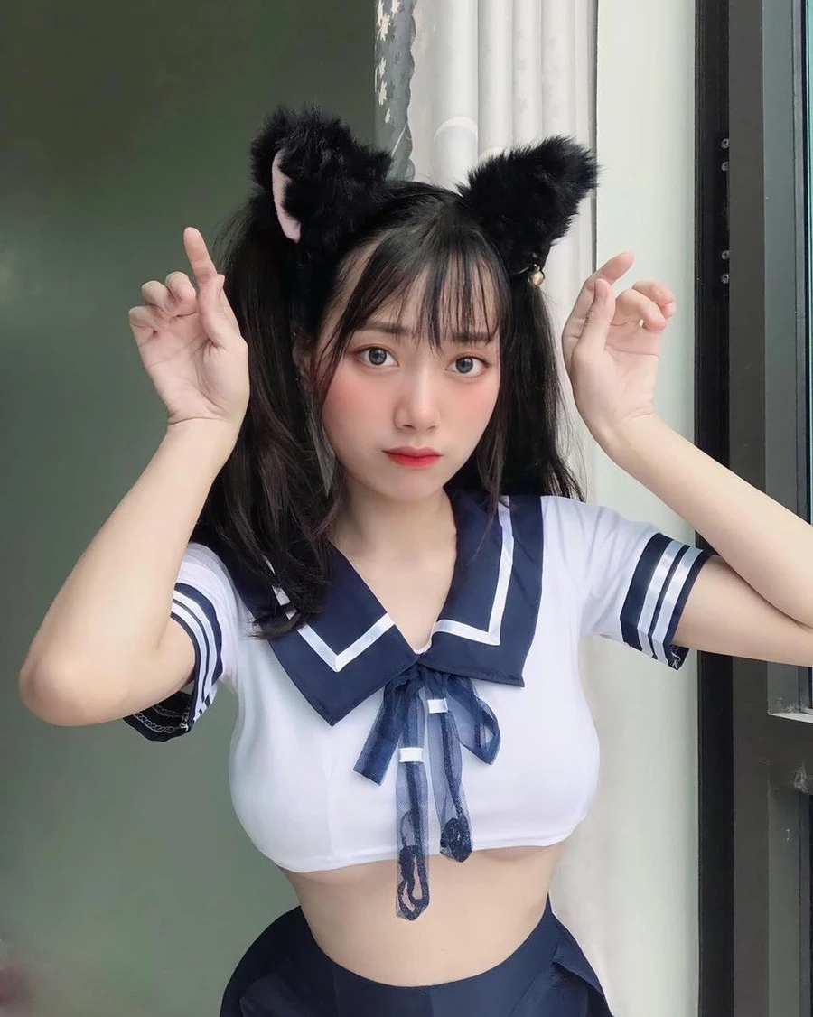 cosplay học sinh 2