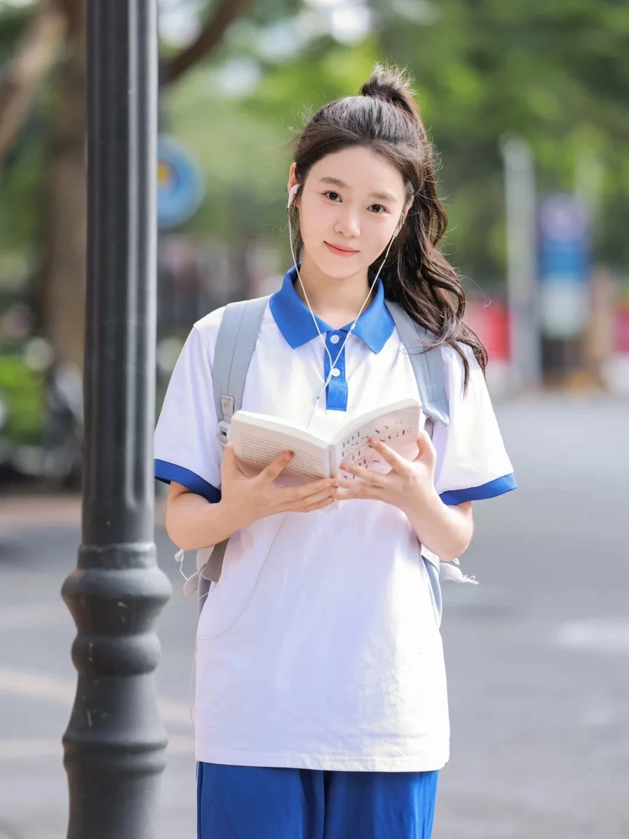 cosplay học sinh 4
