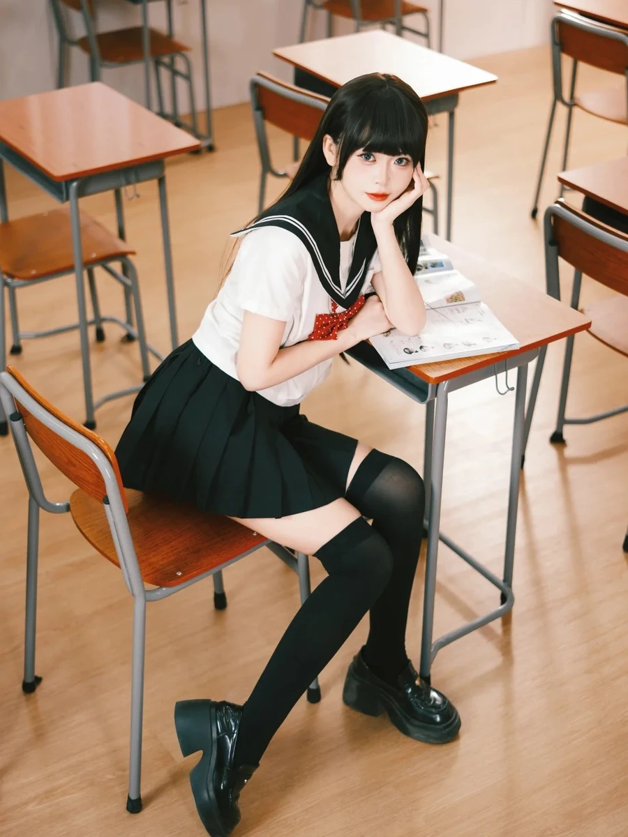 cosplay học sinh 7