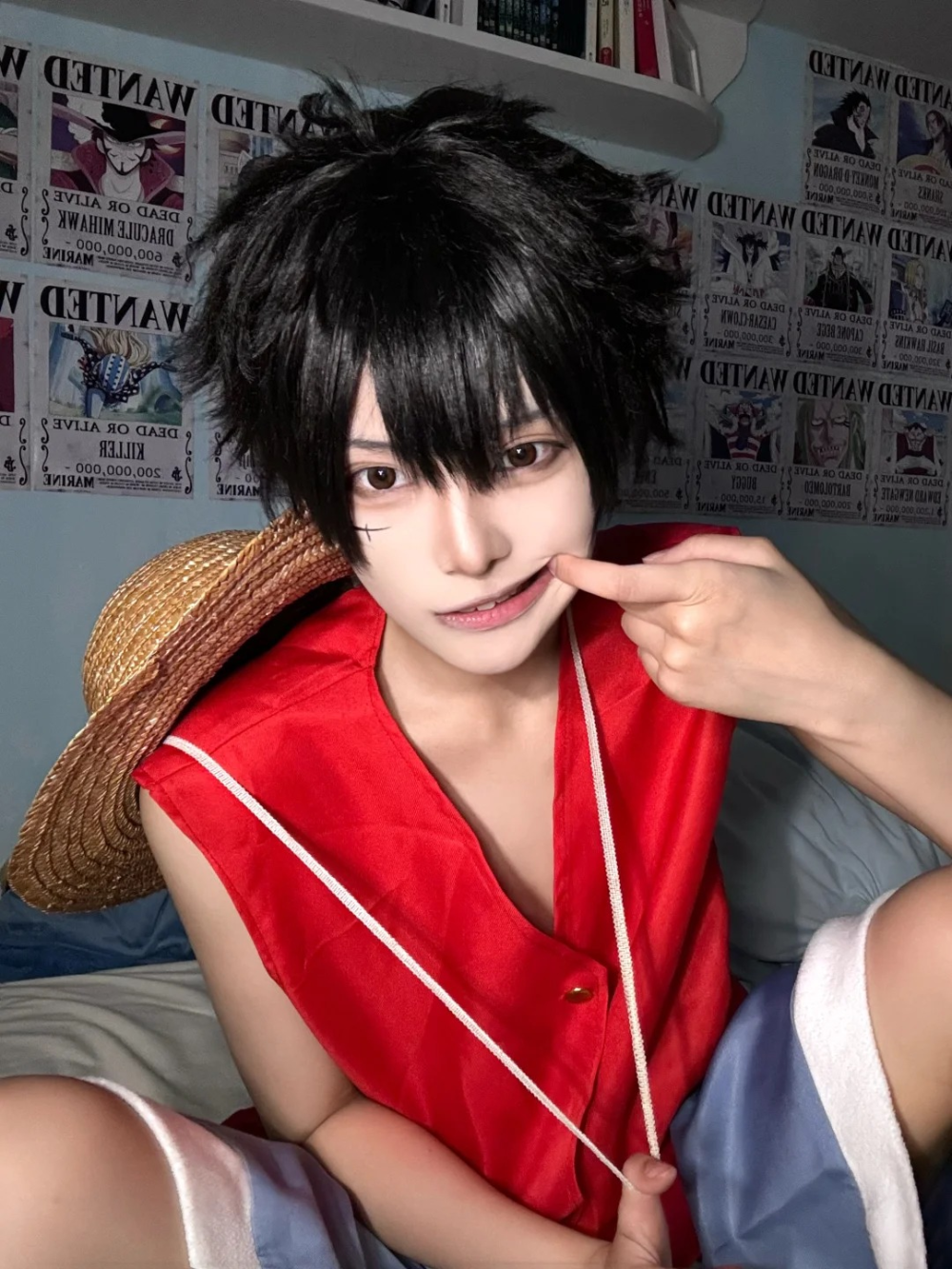 luffy cosplay nhân vật chính