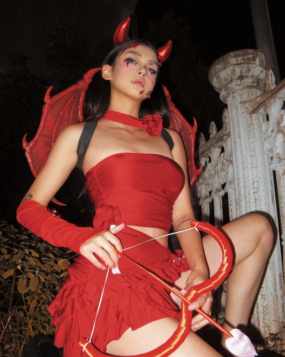 hình gái cosplay thành oan hồn