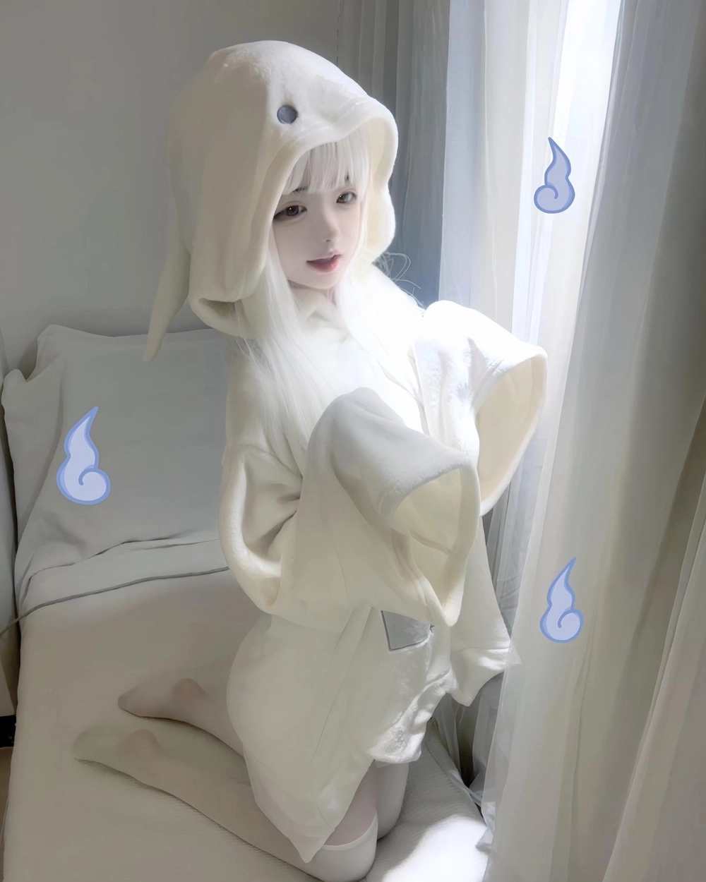 cosplay con ma trắng cute