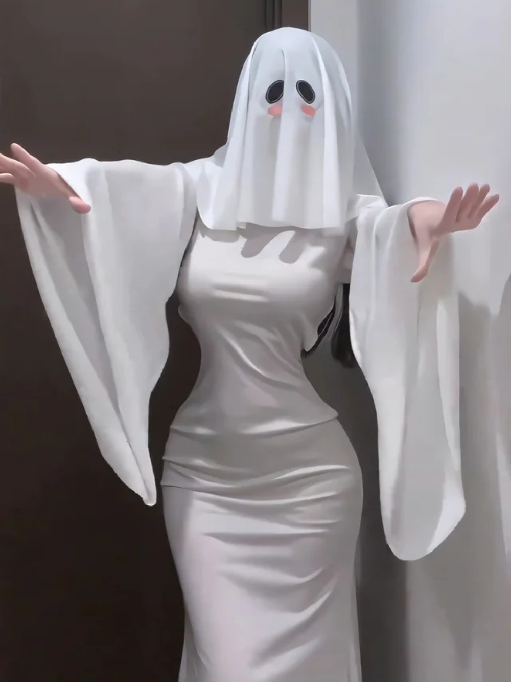 cosplay ma nữ áo trắng