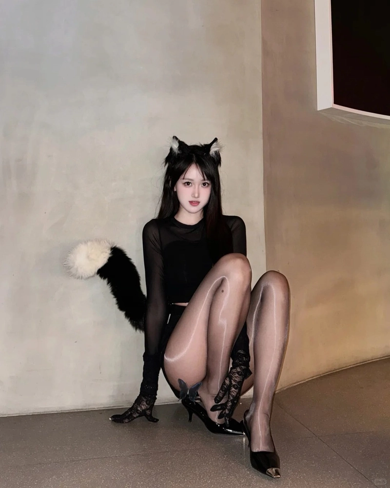 gái anime cosplay mèo đáng yêu