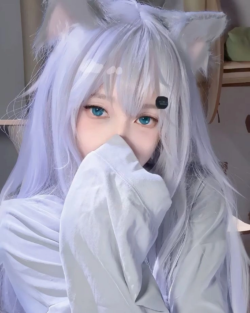 cosplay mèo Ai Cập bí ẩn