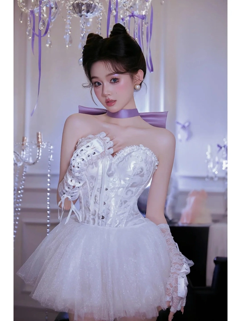 cosplay mèo có đuôi 10