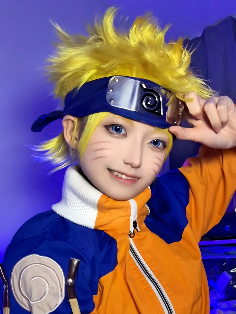 naruto cosplay bikini ngoài biển