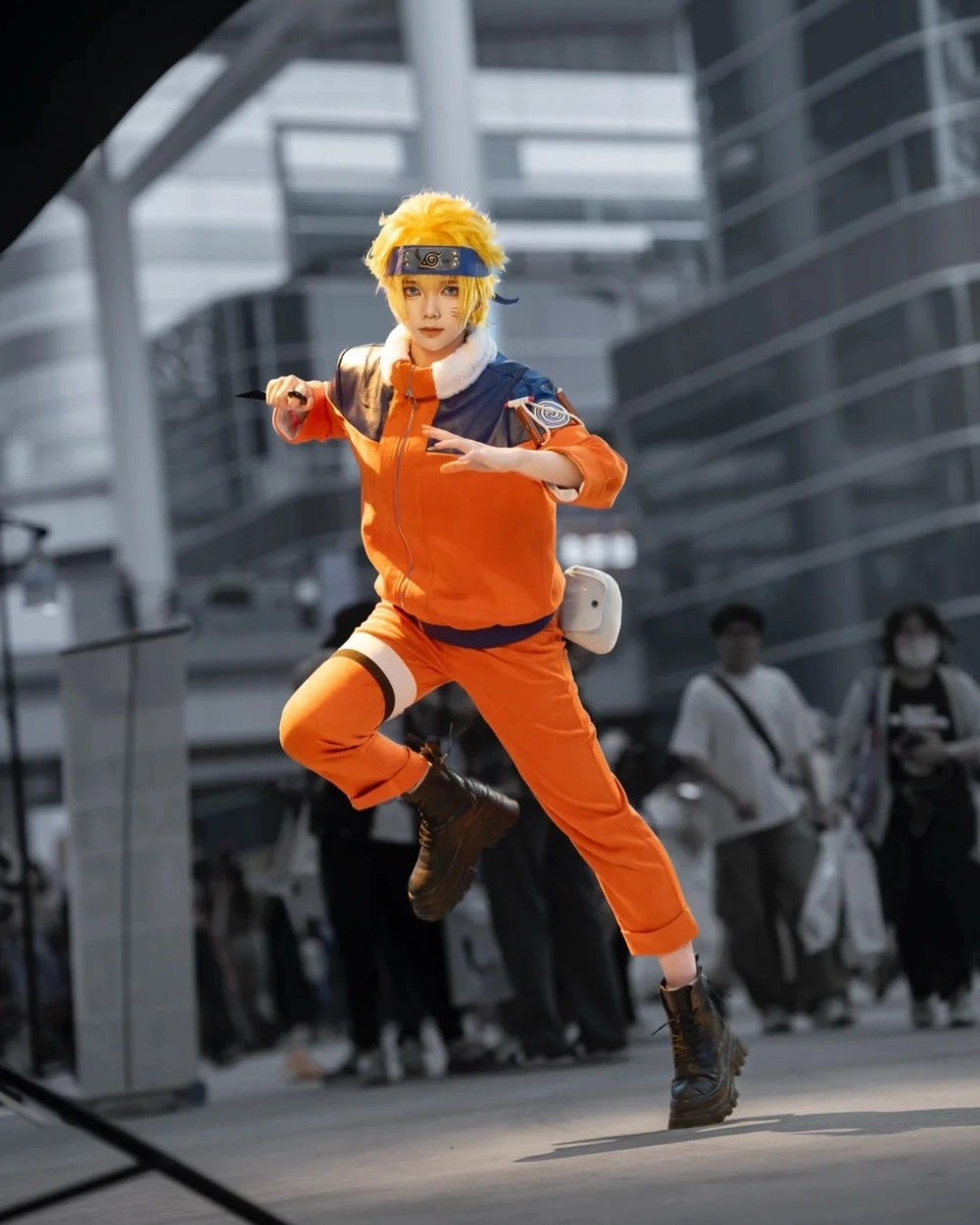 cosplay anime naruto ánh sáng đẹp