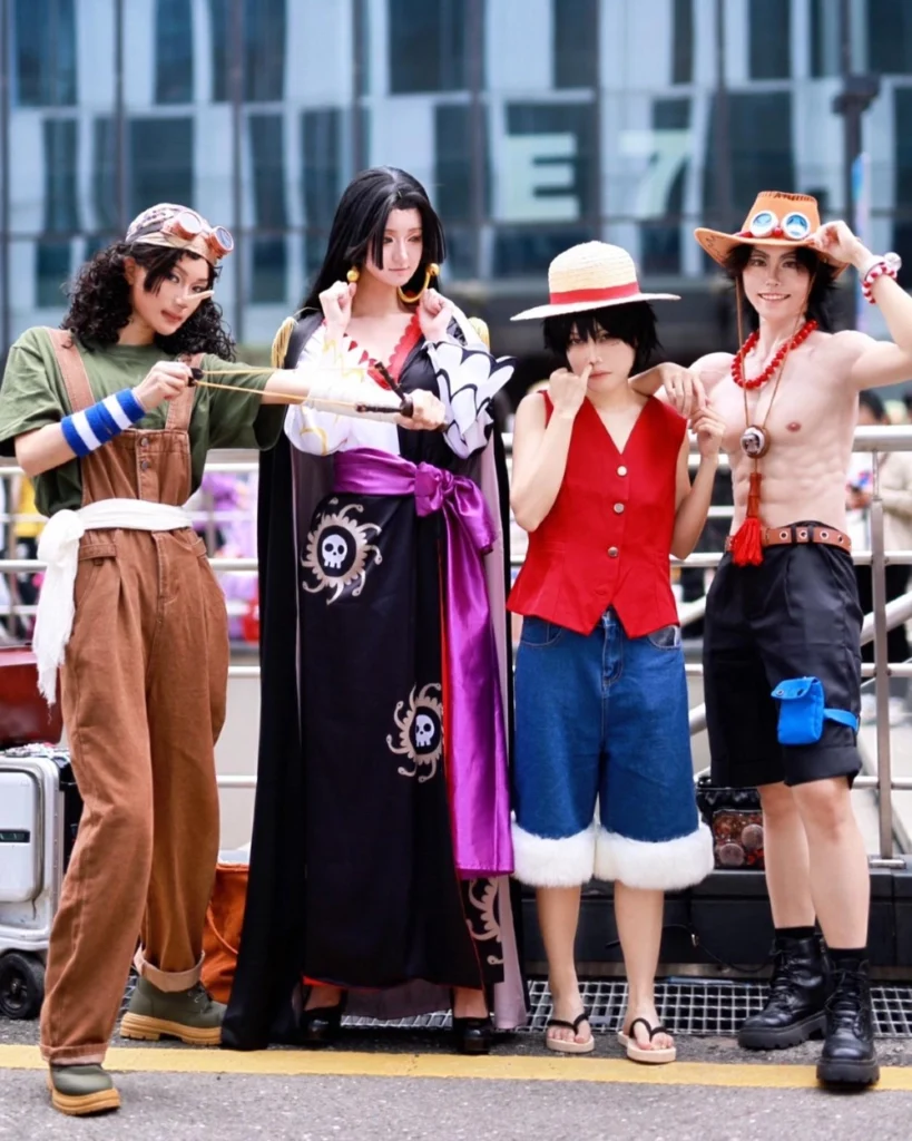 cosplay nhóm one piece