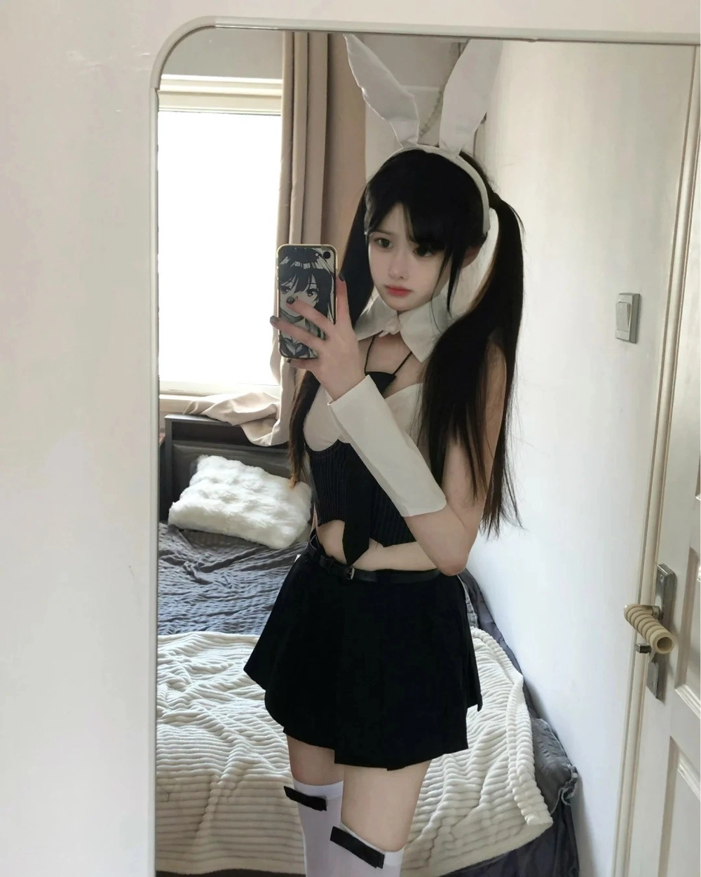 cosplay thỏ hầu gái cute