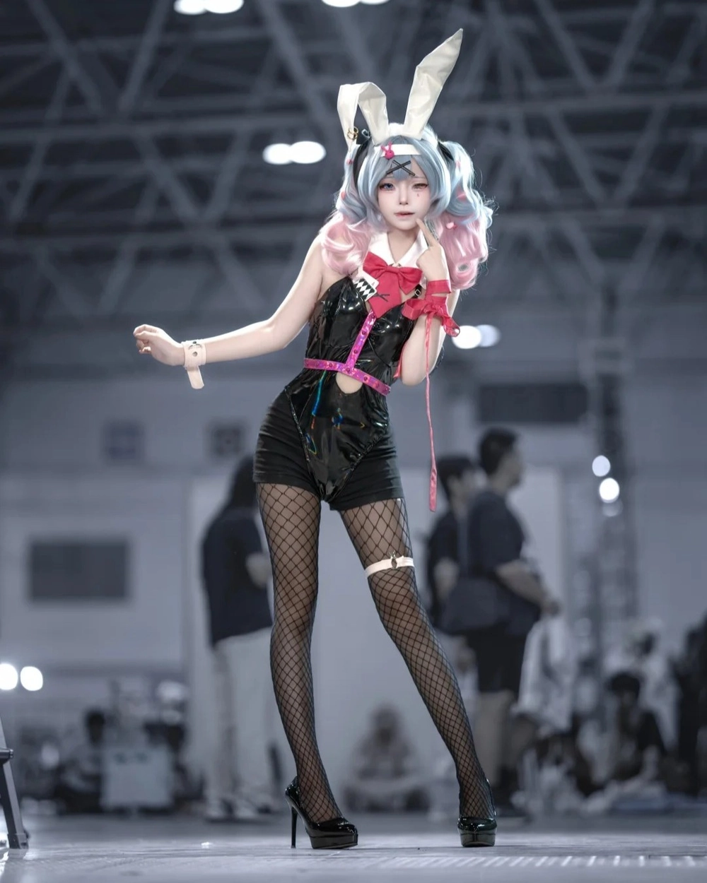 gái cosplay thỏ dễ thương