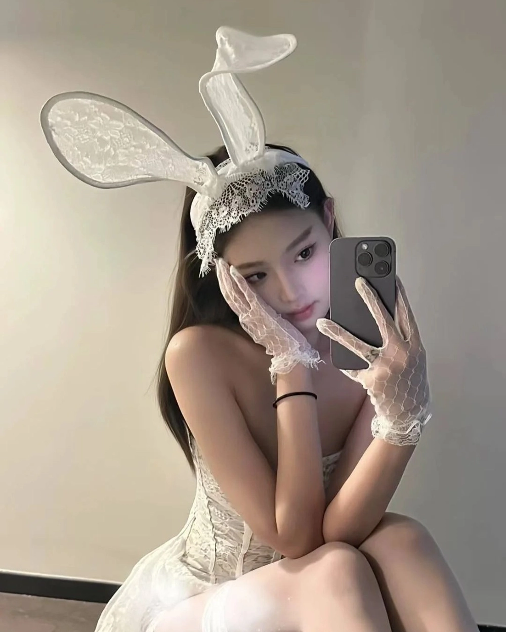 cosplay đuôi thỏ fanart