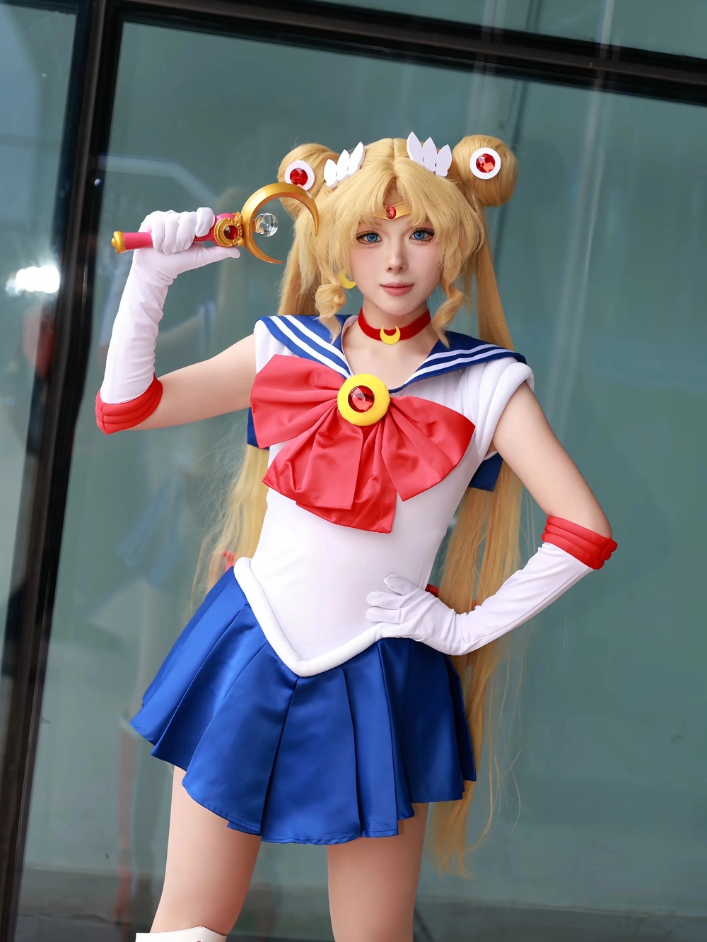cosplay thủy thủ mặt trăng phiên bản anime