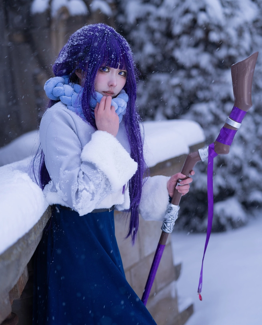 hình cosplay fern ngoài trời