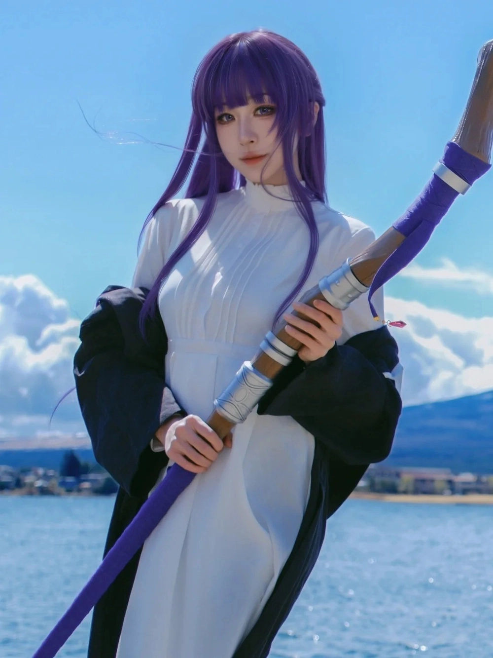 ảnh cosplay fern anime style