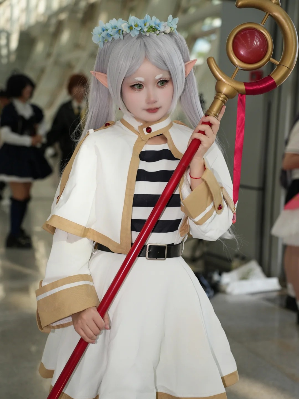 cosplay frieren dễ thương từ anime