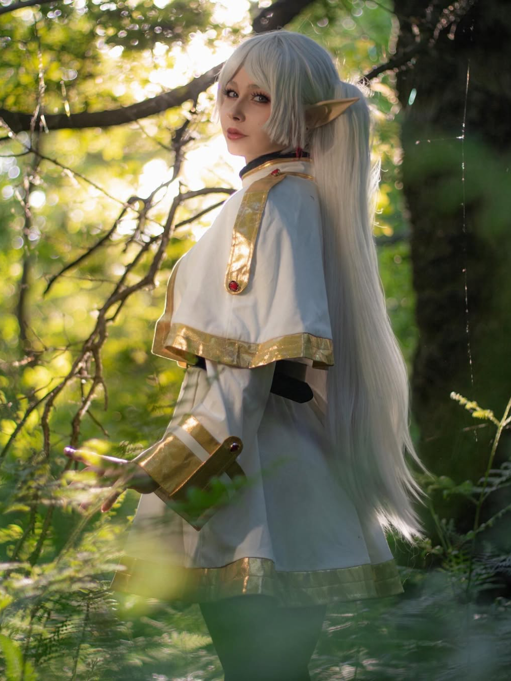 hình cosplay frieren từ sousou no frieren anime
