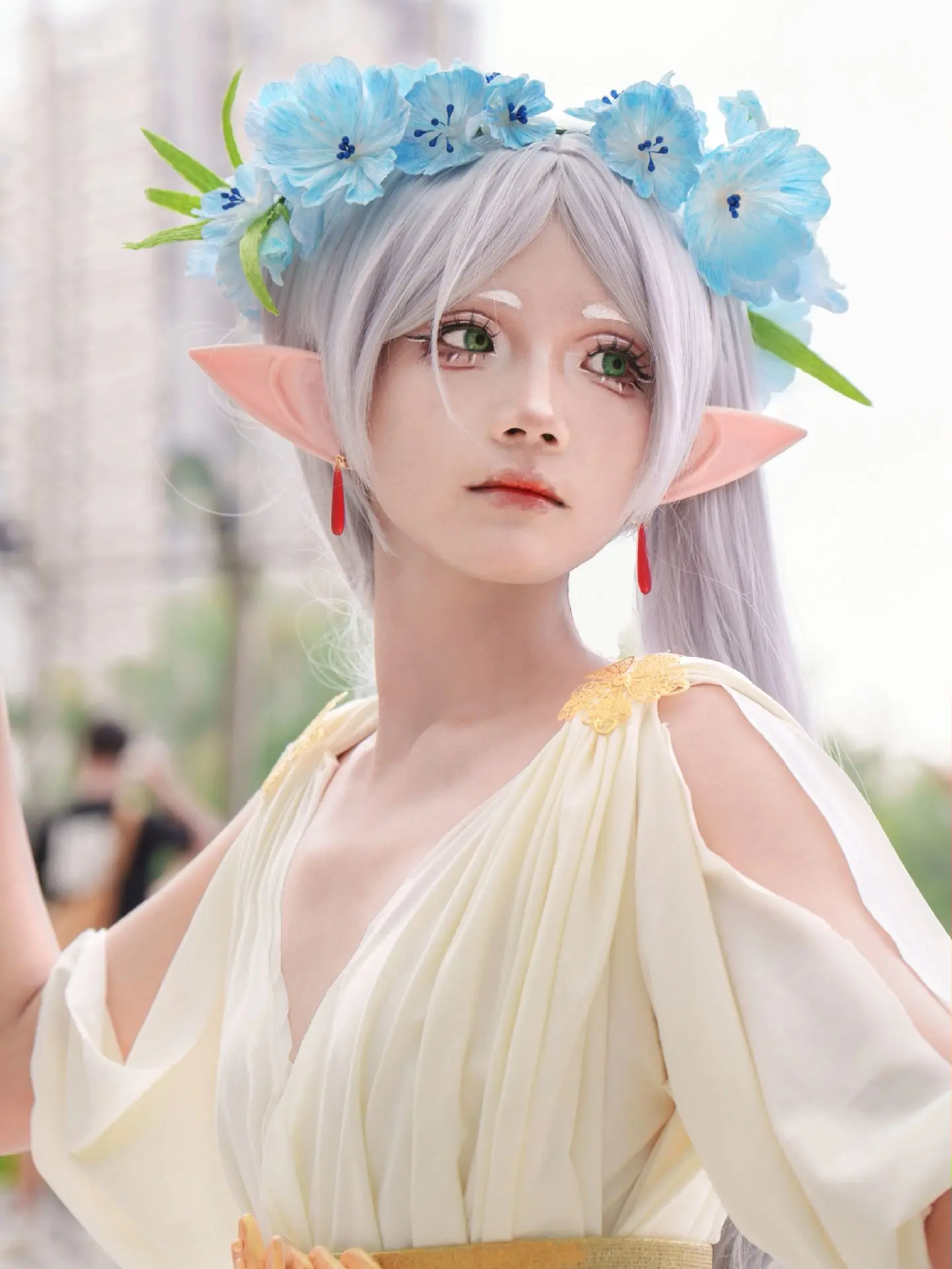 hình anime cosplay nhân vật frieren