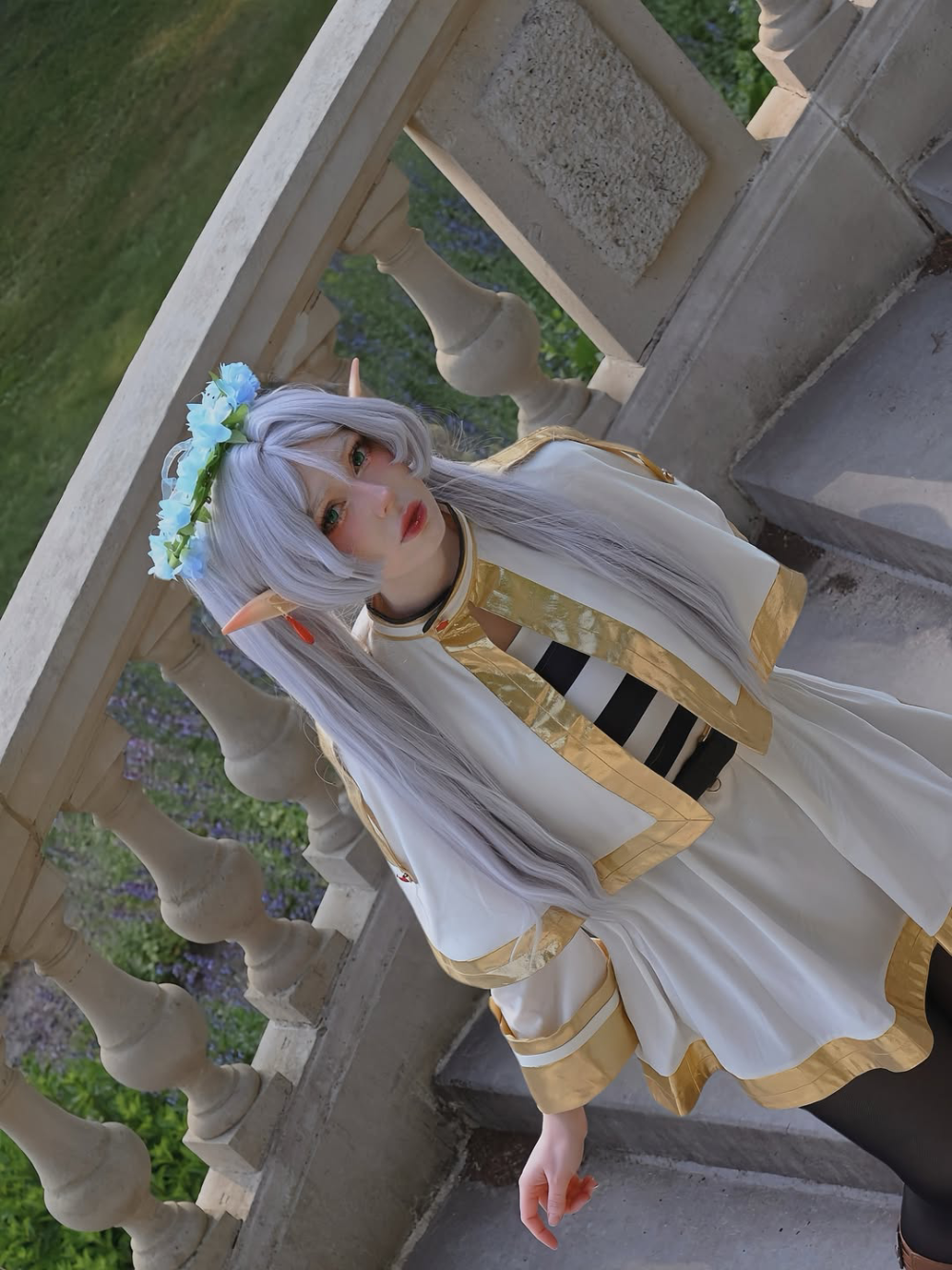 sousou no frieren cosplay anime hình ảnh