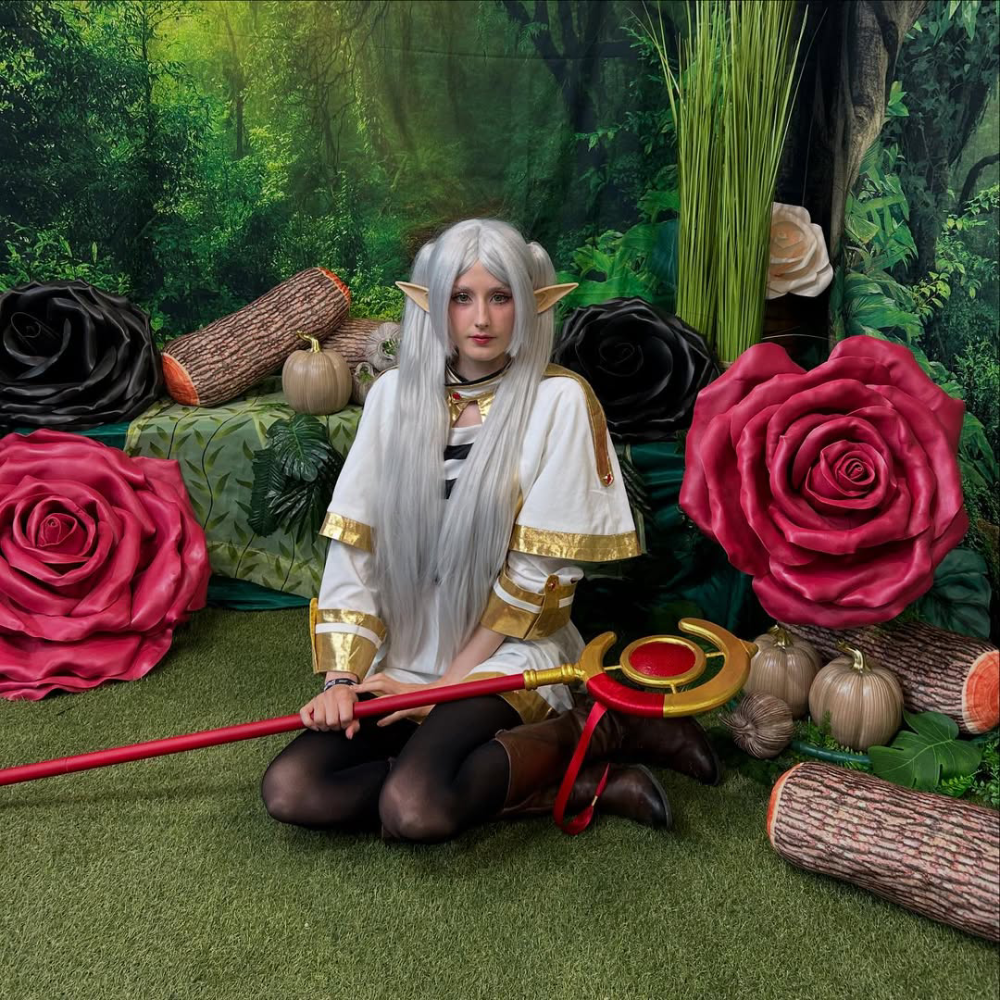 anime cosplay frieren ấn tượng