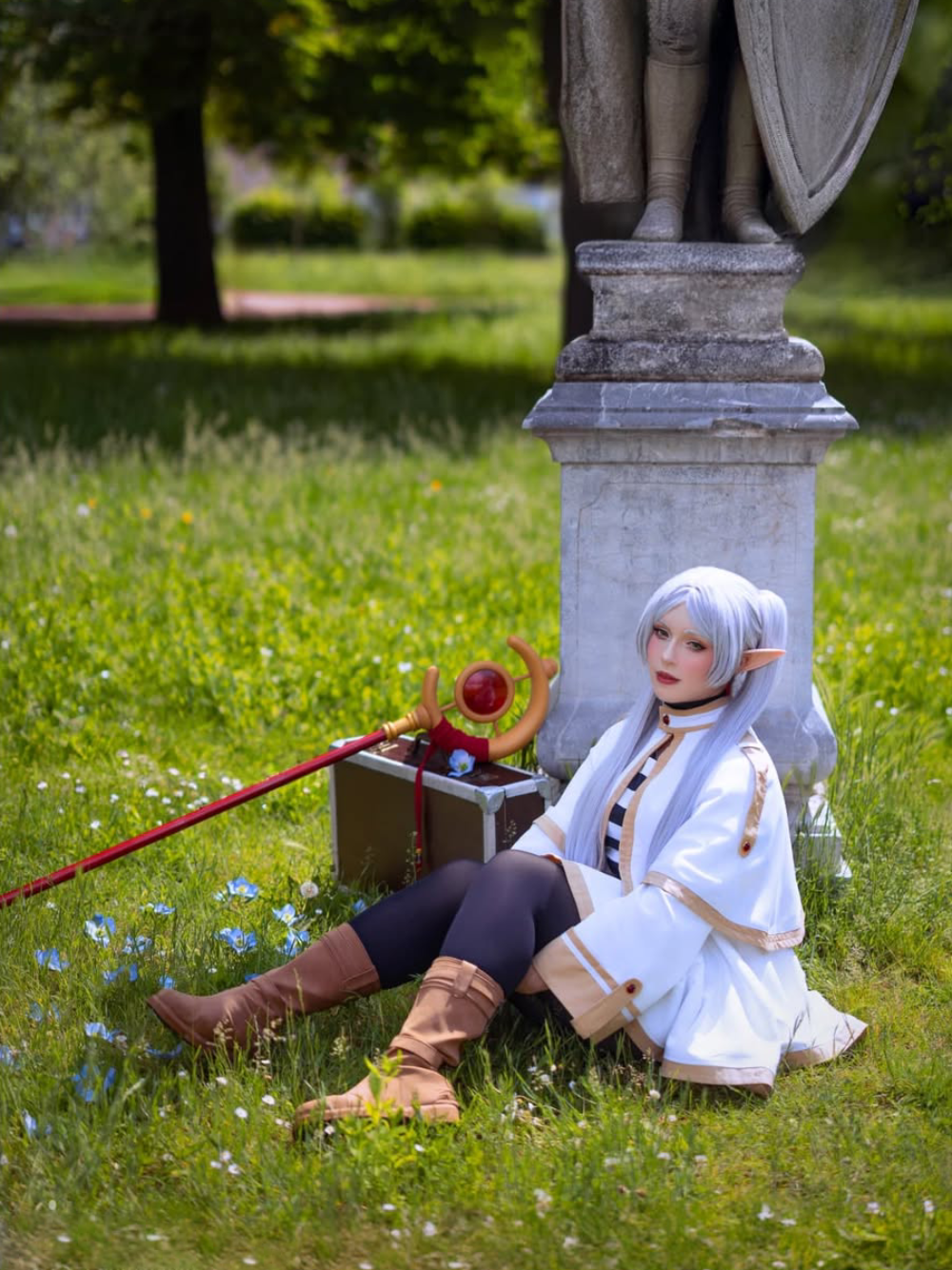 cosplay sousou no frieren phong cách anime 